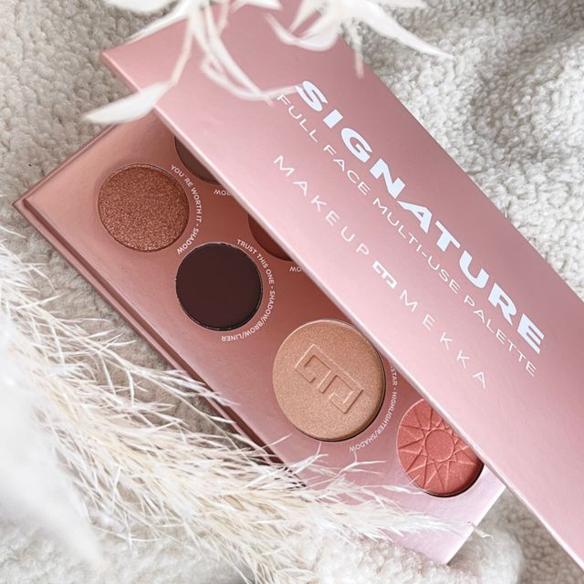 Signature Multi-Use Palette Signature Multi-Use Palette